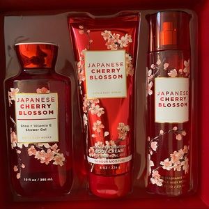Bath & Body Works Japanese Cherry Blossom Set